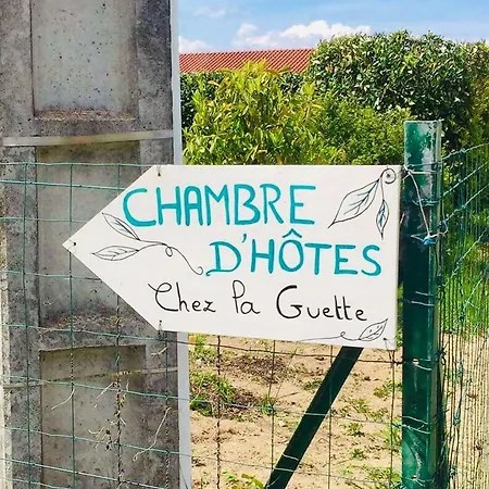 ベッド・アンド・ブレックファスト Chez La Guette